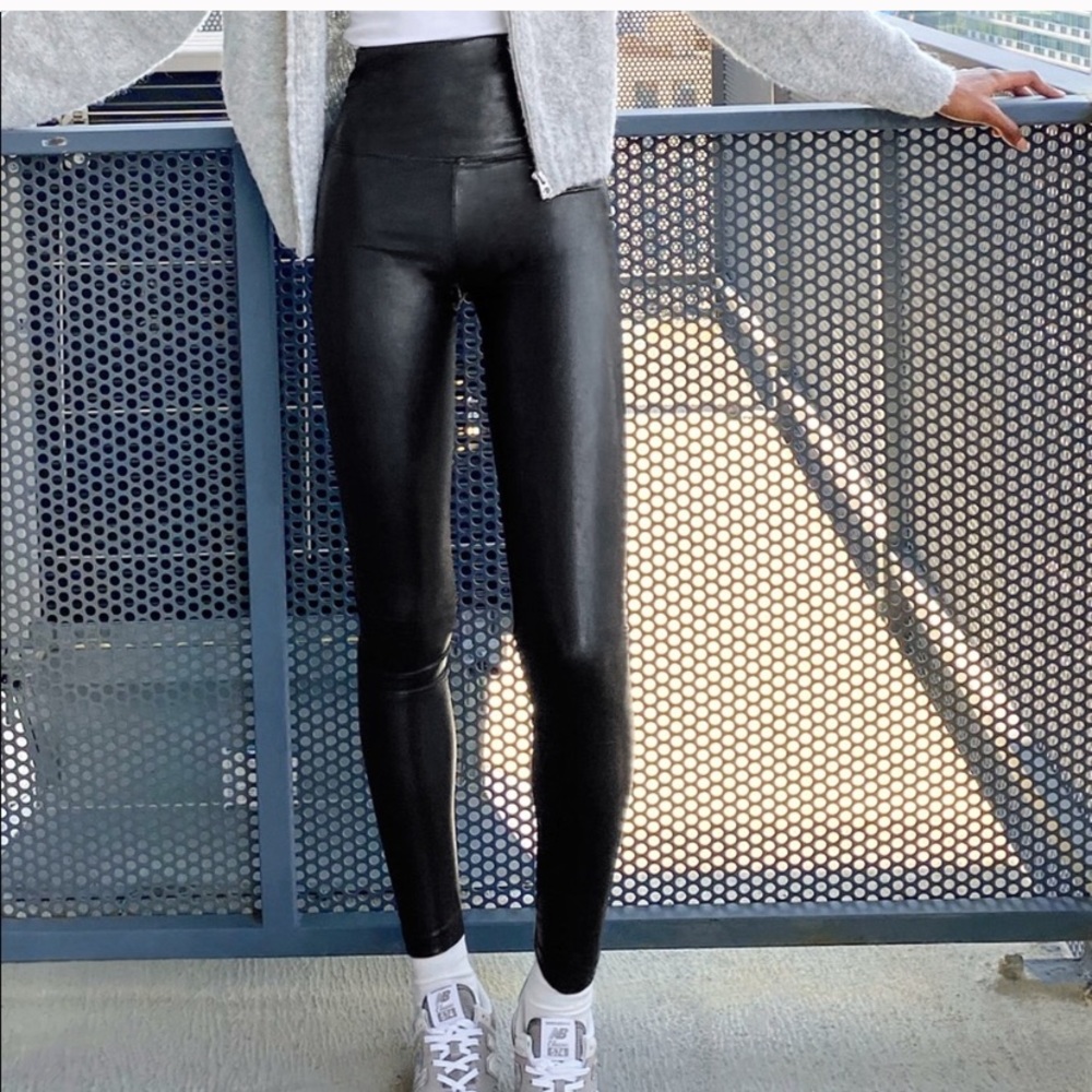 Wilfred Free High-Waisted Faux Leather Leggings ✨